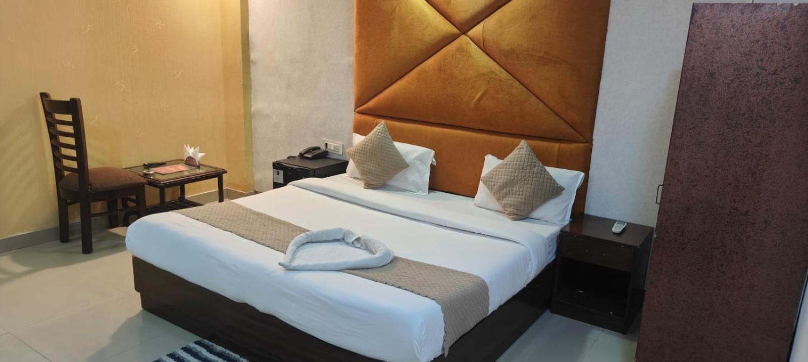 Hotel Grand City New Delhi Buitenkant foto